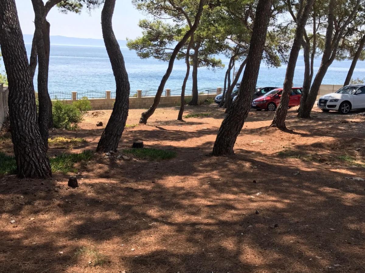 Vila Vera Seafront Apartments Sumartin Bagian luar foto