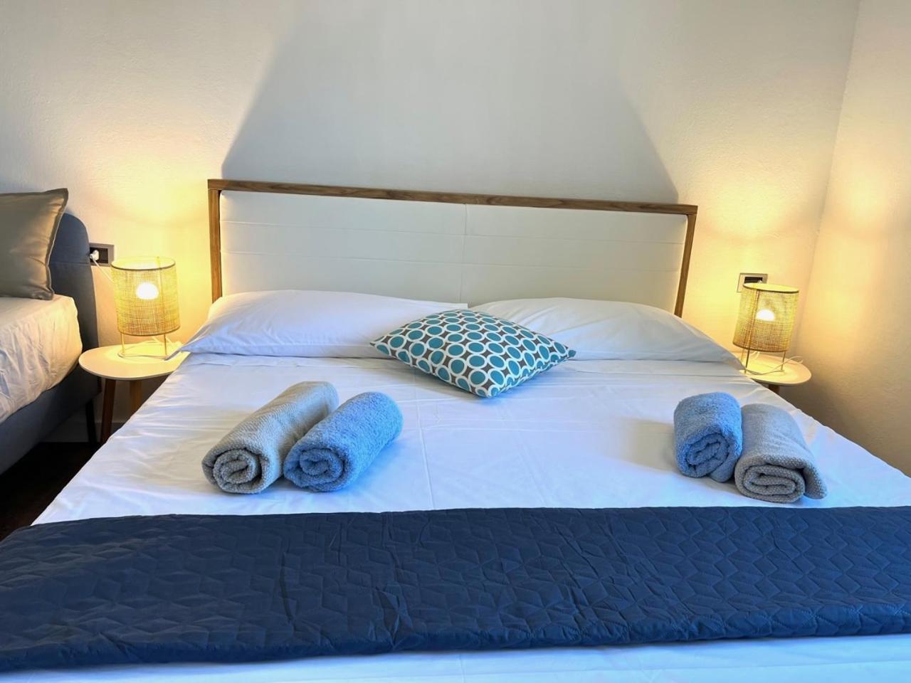 Vila Vera Seafront Apartments Sumartin Bagian luar foto