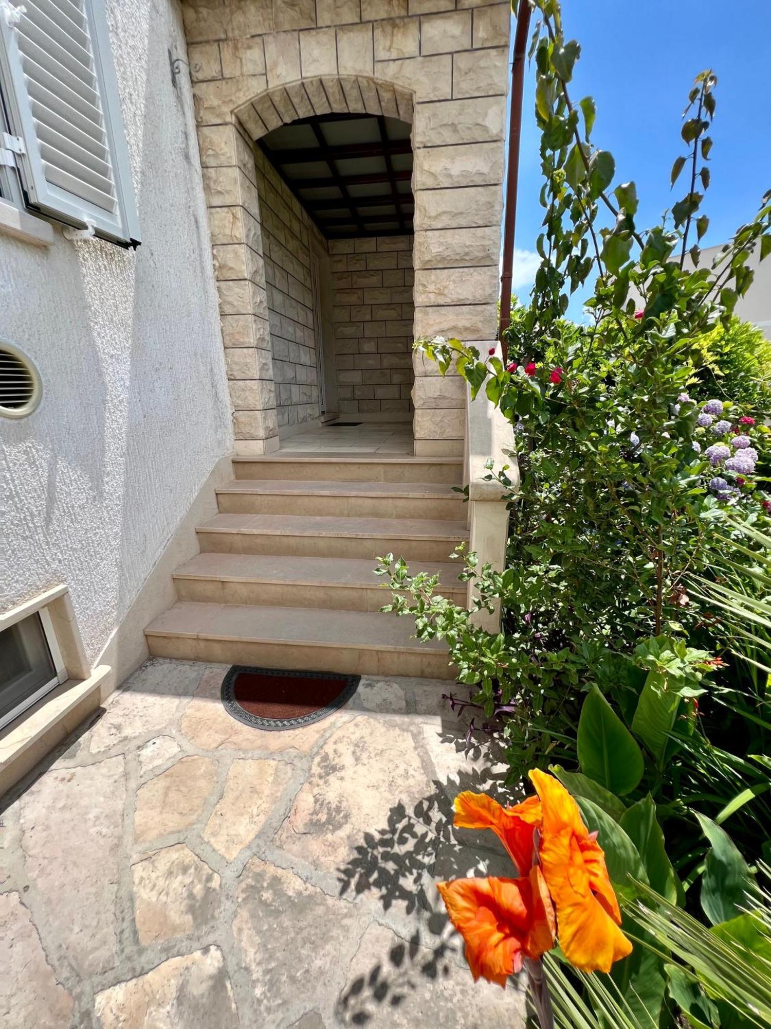 Vila Vera Seafront Apartments Sumartin Bagian luar foto