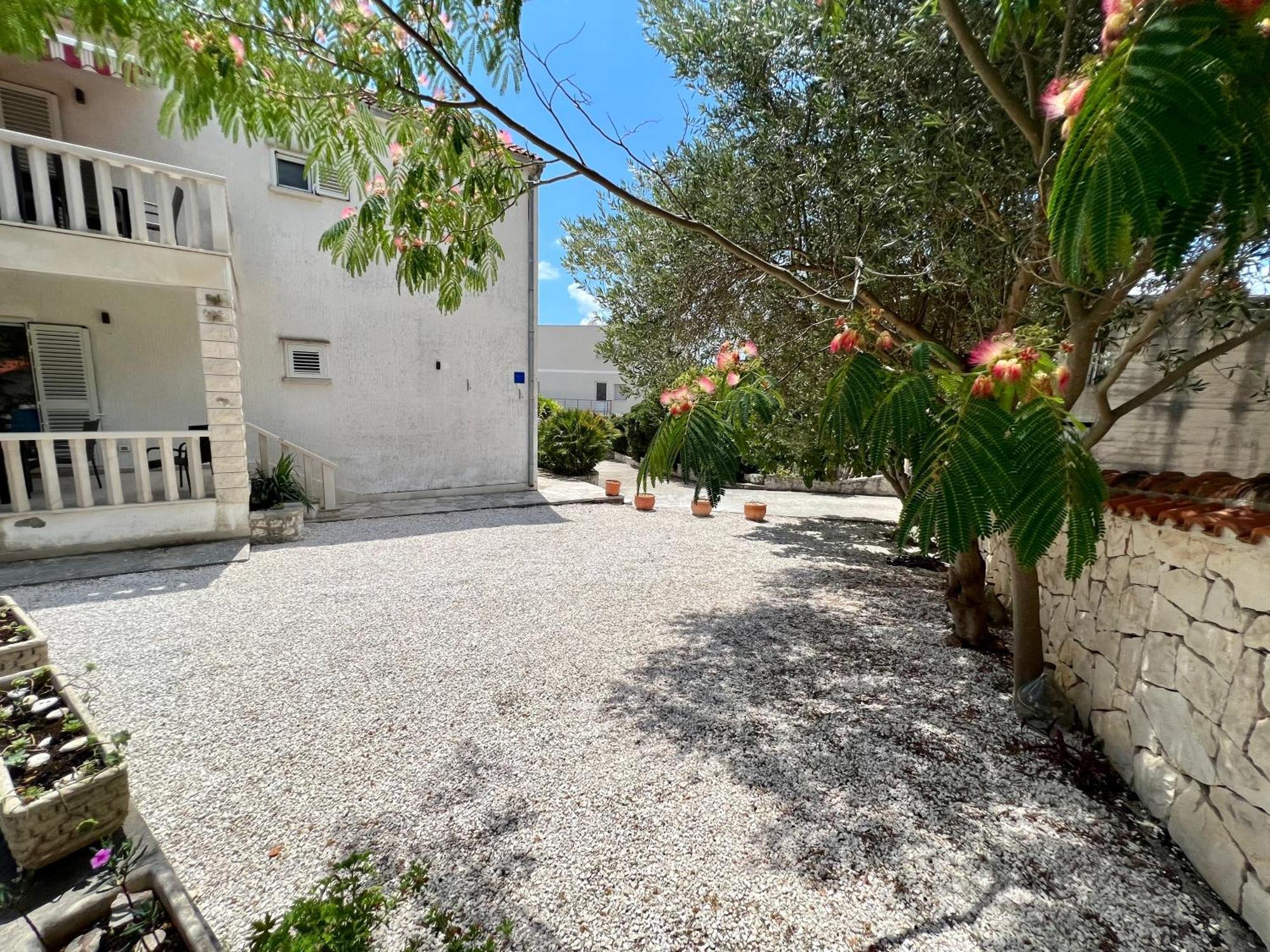 Vila Vera Seafront Apartments Sumartin Bagian luar foto