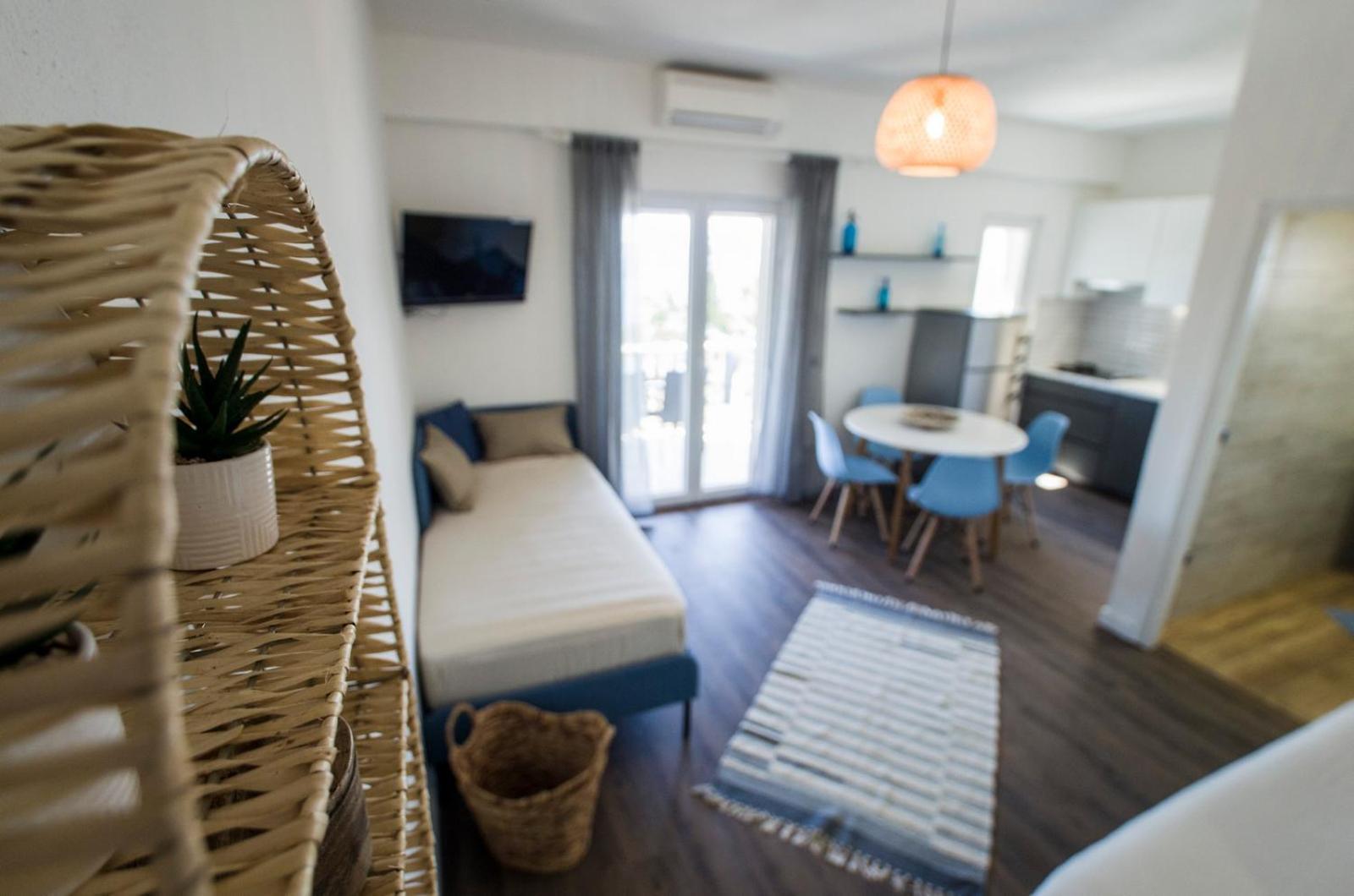 Vila Vera Seafront Apartments Sumartin Bagian luar foto